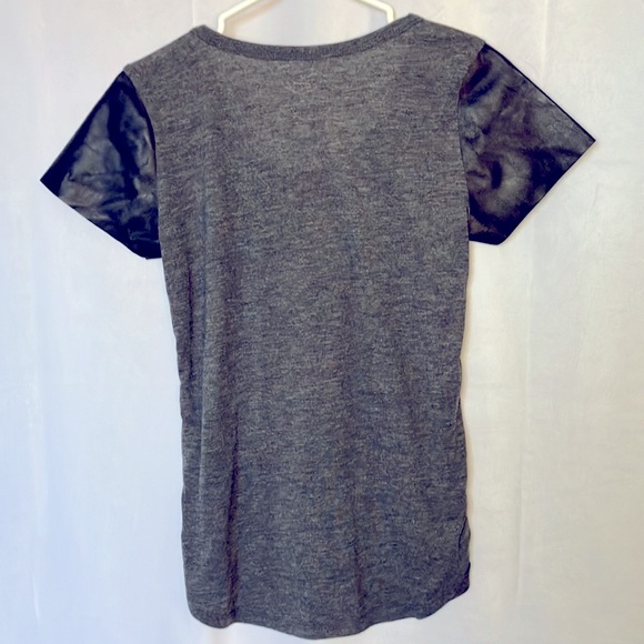 Authentic Disney Graphic Tee - Picture 4 of 4